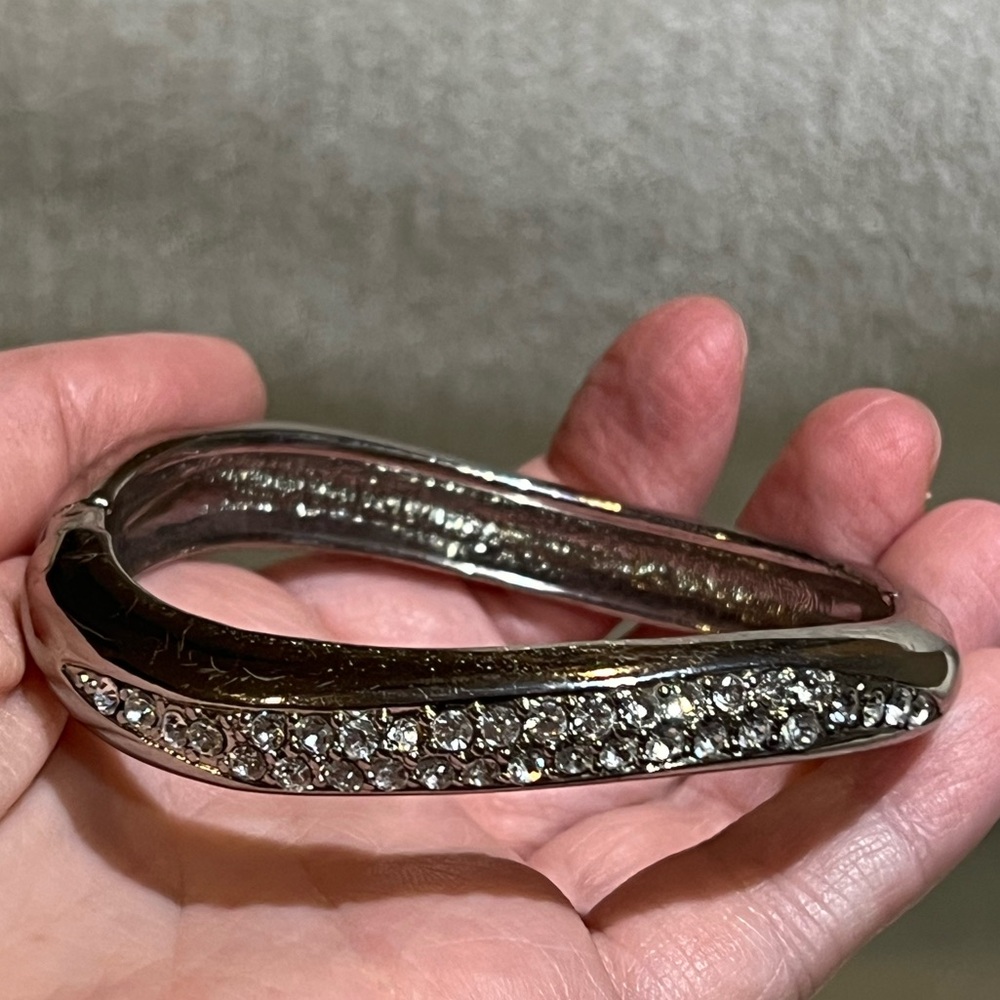 Silver Rhinestone Cuff Bracelet - Picture 4 of 6